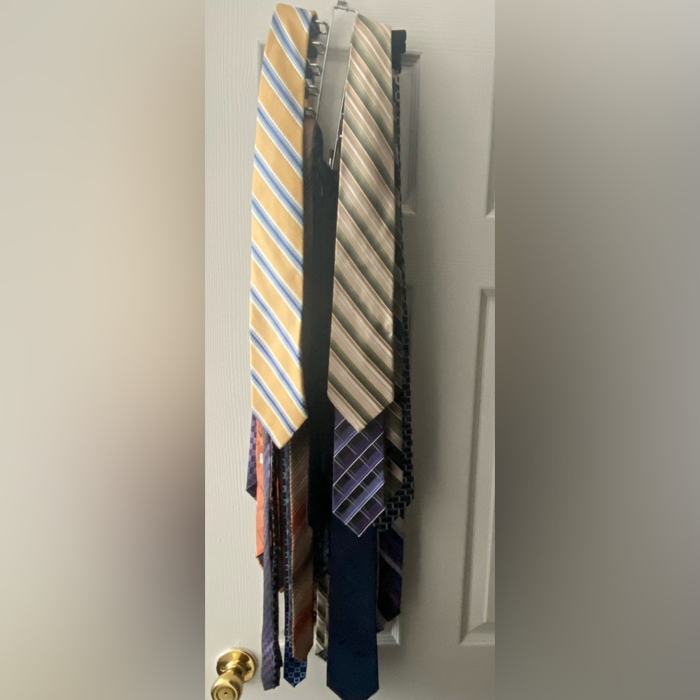 A bundle of ties! about 14 here